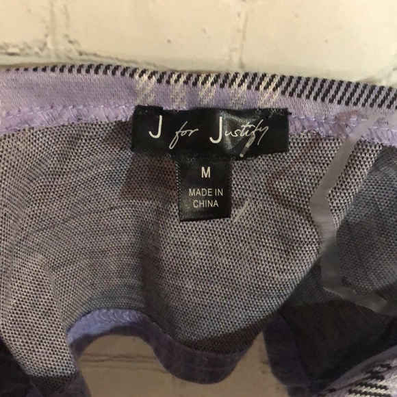 3/$15 SALE 💫 NWT J is for Justify Purple Plaid Crop Top - Picture 5 of 6
